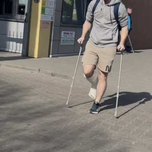 man slc crutching–video