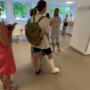 Girl slwc hospital 6 minute video