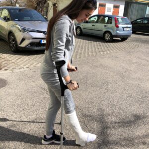 Girl hospital fresh slwc ( photos)
