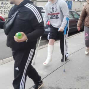Guys in casts 1 ( photo pack)